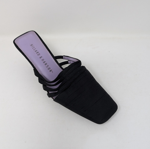 Hillard & Hanson Shoes - Hillard and Hanson black fabric slide. Size 6